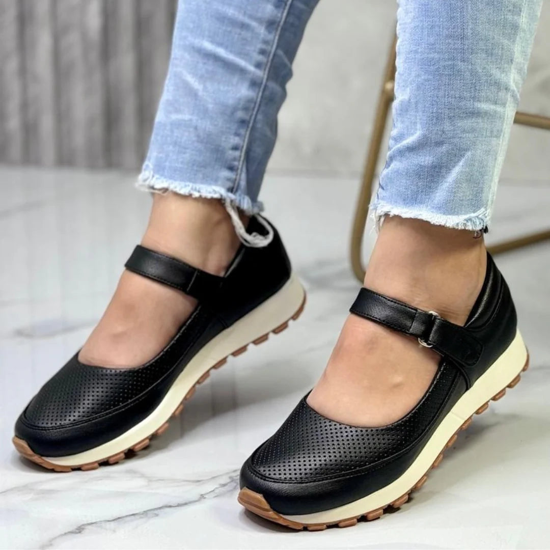 ZAPATILLAS EN CUERO ANTIDESLIZANTES